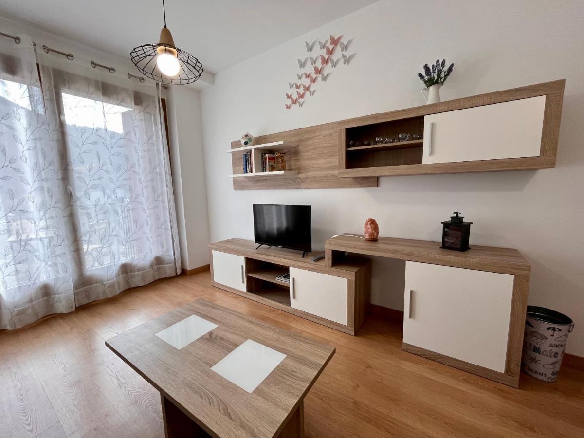 Bpirineos-Ardones Apartment เบนาสเก ภายนอก รูปภาพ